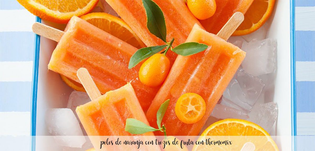 pomarańczowe lody z kawałkami owoców z termomiksem