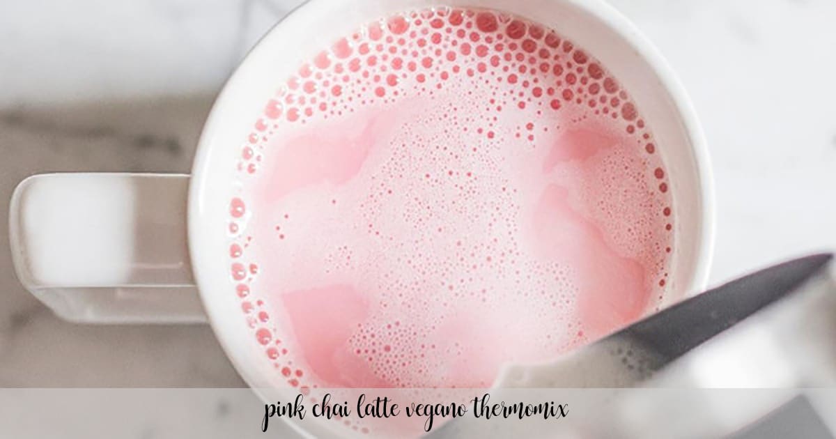 Wegańskie chai latte różowe z termomiksem