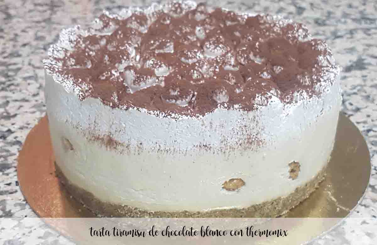 Tort tiramisu z białą czekoladą i termomiksem